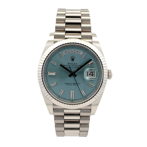 Rolex Day-Date 40 228236